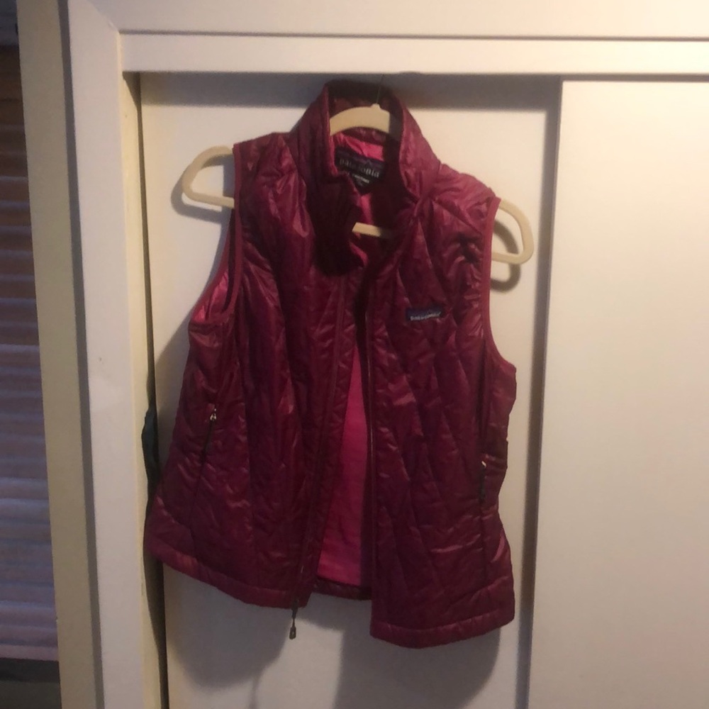 Women’s Patagonia insulated vest